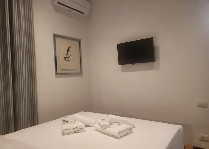 Apartamento Vista Colosseo Con 3 Camere, 3 Bagni A 100m Dalla Metro Colosseo Roma